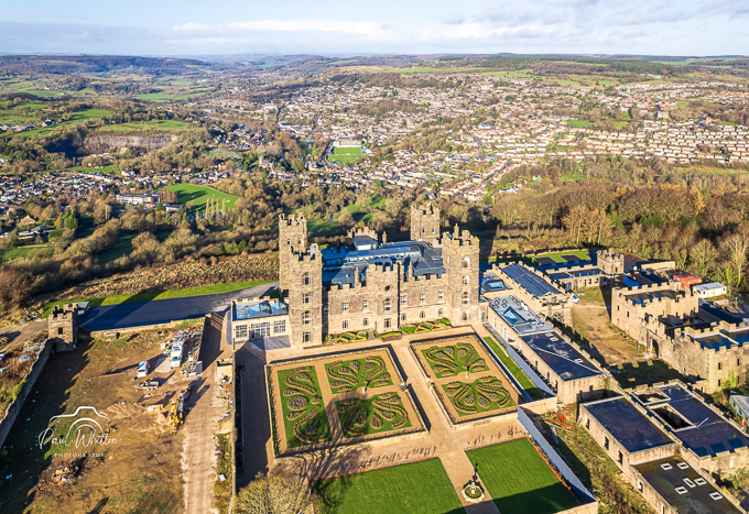 11 November - Riber Castle